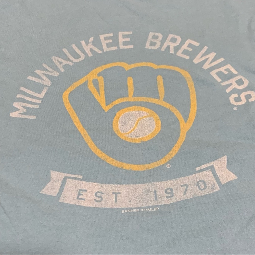 Milwaukee Brewers T-shirt. S. Make Offer!